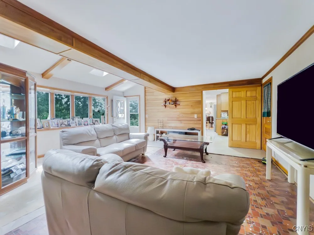 7189 Coventry Road North, Manlius, New York 13057, Manlius, New York 13057, 5 Bedrooms Bedrooms, 10 Rooms Rooms,2 BathroomsBathrooms,Residential,For Sale,7189 Coventry Road North, Manlius, New York 13057,S1623932