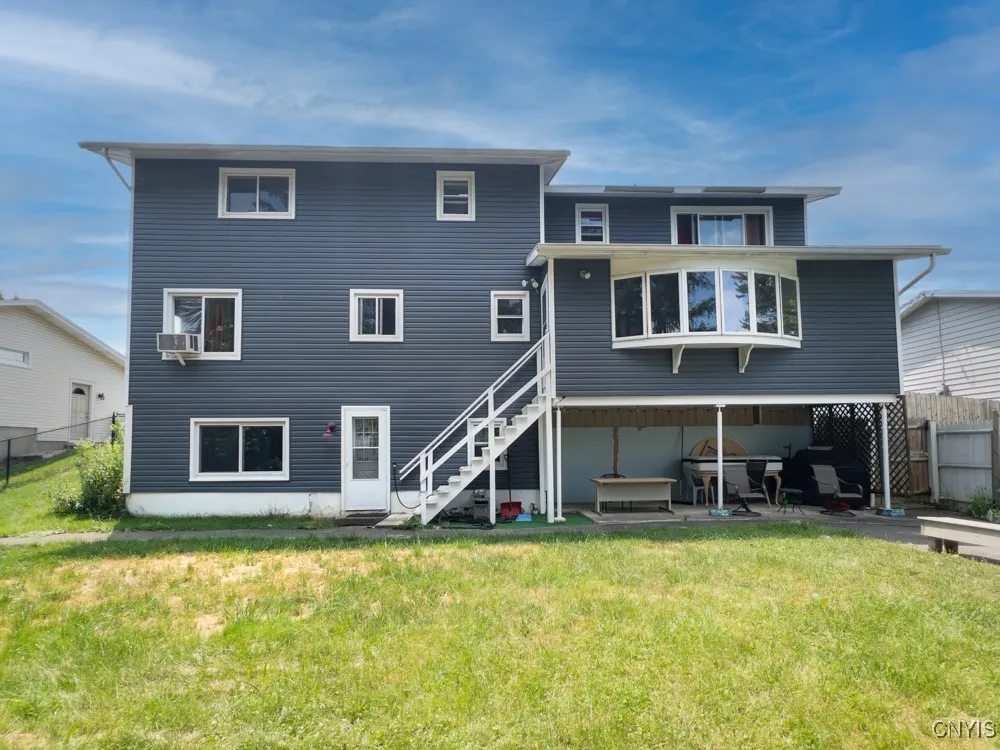 7189 Coventry Road North, Manlius, New York 13057, Manlius, New York 13057, 5 Bedrooms Bedrooms, 10 Rooms Rooms,2 BathroomsBathrooms,Residential,For Sale,7189 Coventry Road North, Manlius, New York 13057,S1623932