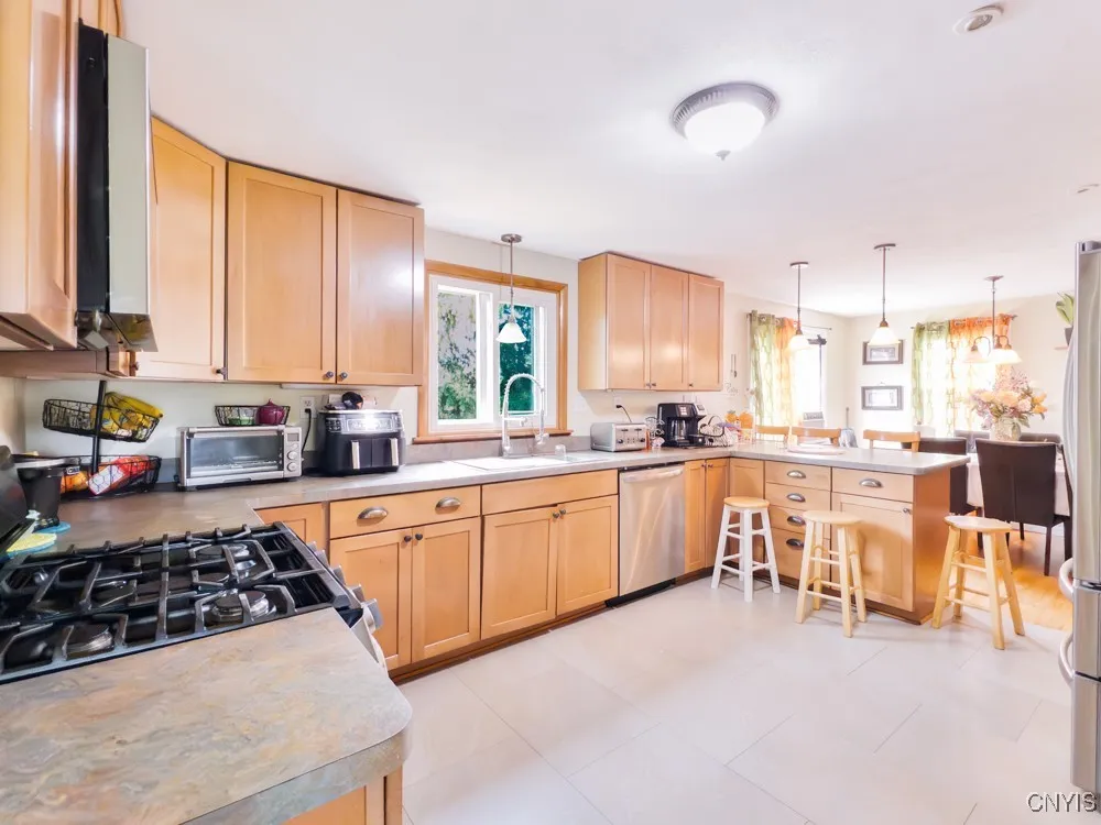7189 Coventry Road North, Manlius, New York 13057, Manlius, New York 13057, 5 Bedrooms Bedrooms, 10 Rooms Rooms,2 BathroomsBathrooms,Residential,For Sale,7189 Coventry Road North, Manlius, New York 13057,S1623932