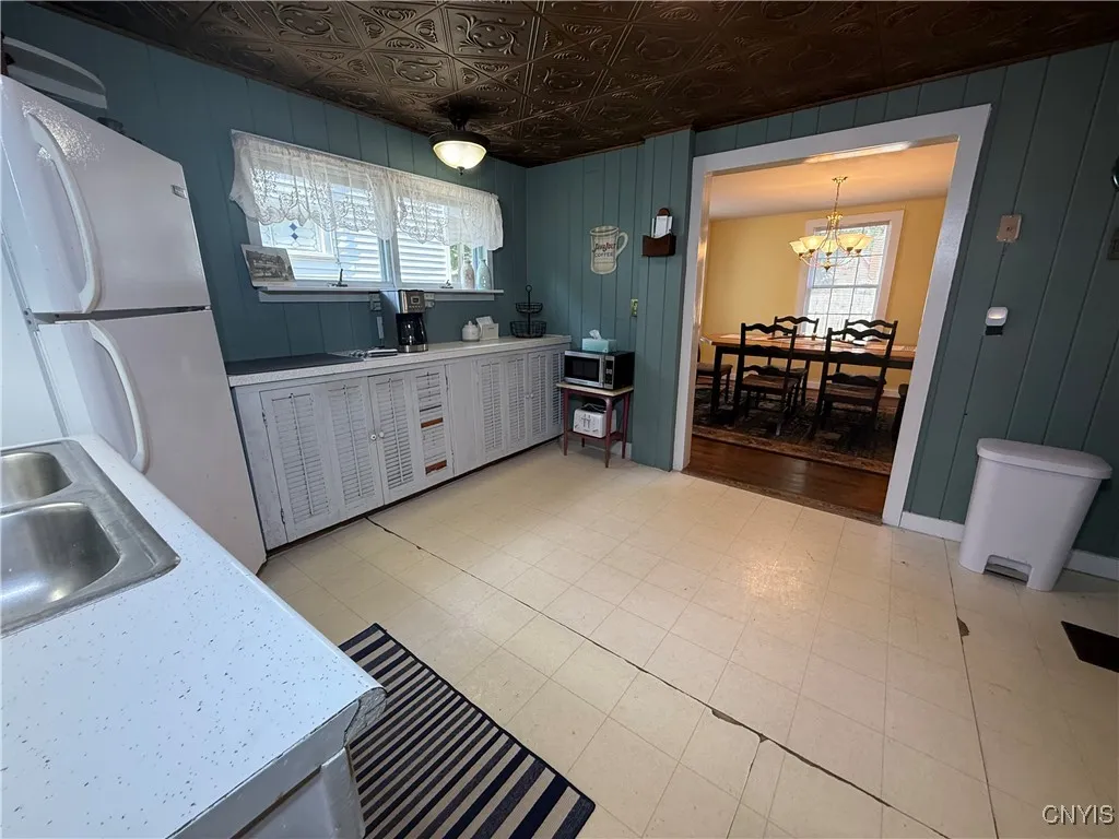 9 Allen Street, Cazenovia, New York 13035, Cazenovia, New York 13035, 4 Bedrooms Bedrooms, 9 Rooms Rooms,1 BathroomBathrooms,Residential,For Sale,9 Allen Street, Cazenovia, New York 13035,S1623215