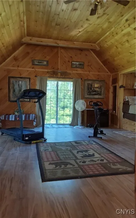 Upstairs loft area