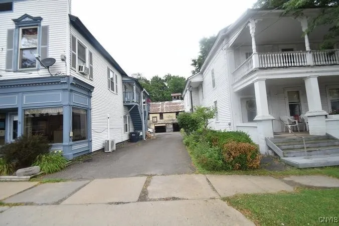 Shared Driveway
