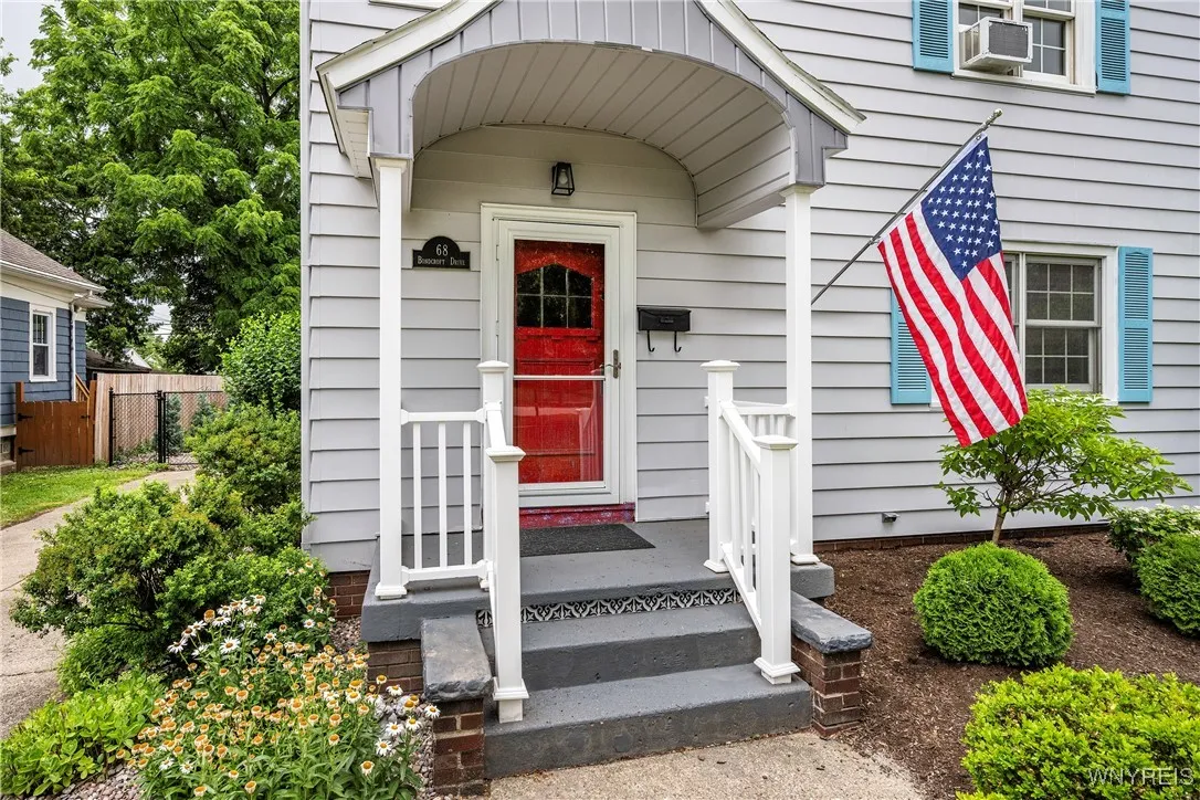68 Bondcroft Drive, Amherst, New York 14226, Amherst, New York 14226, 4 Bedrooms Bedrooms, 8 Rooms Rooms,1 BathroomBathrooms,Residential,For Sale,68 Bondcroft Drive, Amherst, New York 14226,B1623917