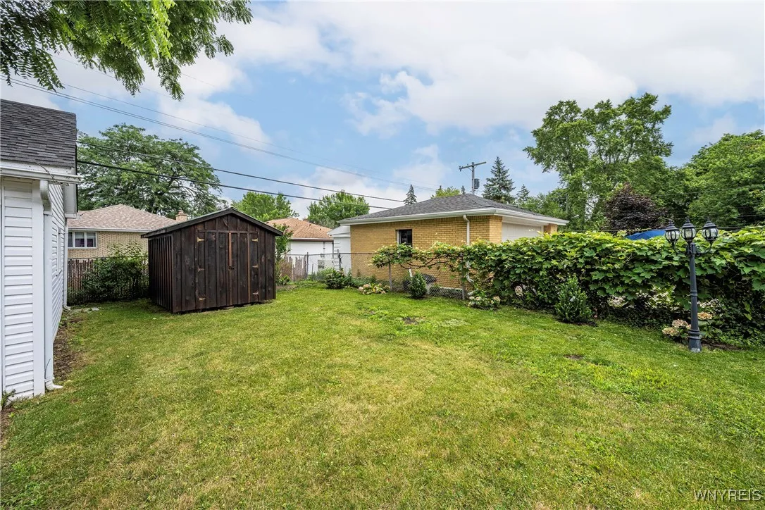68 Bondcroft Drive, Amherst, New York 14226, Amherst, New York 14226, 4 Bedrooms Bedrooms, 8 Rooms Rooms,1 BathroomBathrooms,Residential,For Sale,68 Bondcroft Drive, Amherst, New York 14226,B1623917