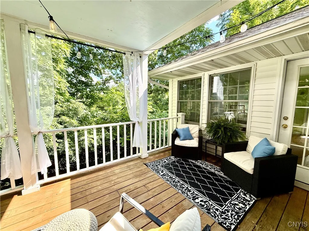 24 Corwin Street, Cazenovia, New York 13035, Cazenovia, New York 13035, 4 Bedrooms Bedrooms, 10 Rooms Rooms,2 BathroomsBathrooms,Residential,For Sale,24 Corwin Street, Cazenovia, New York 13035,S1622221