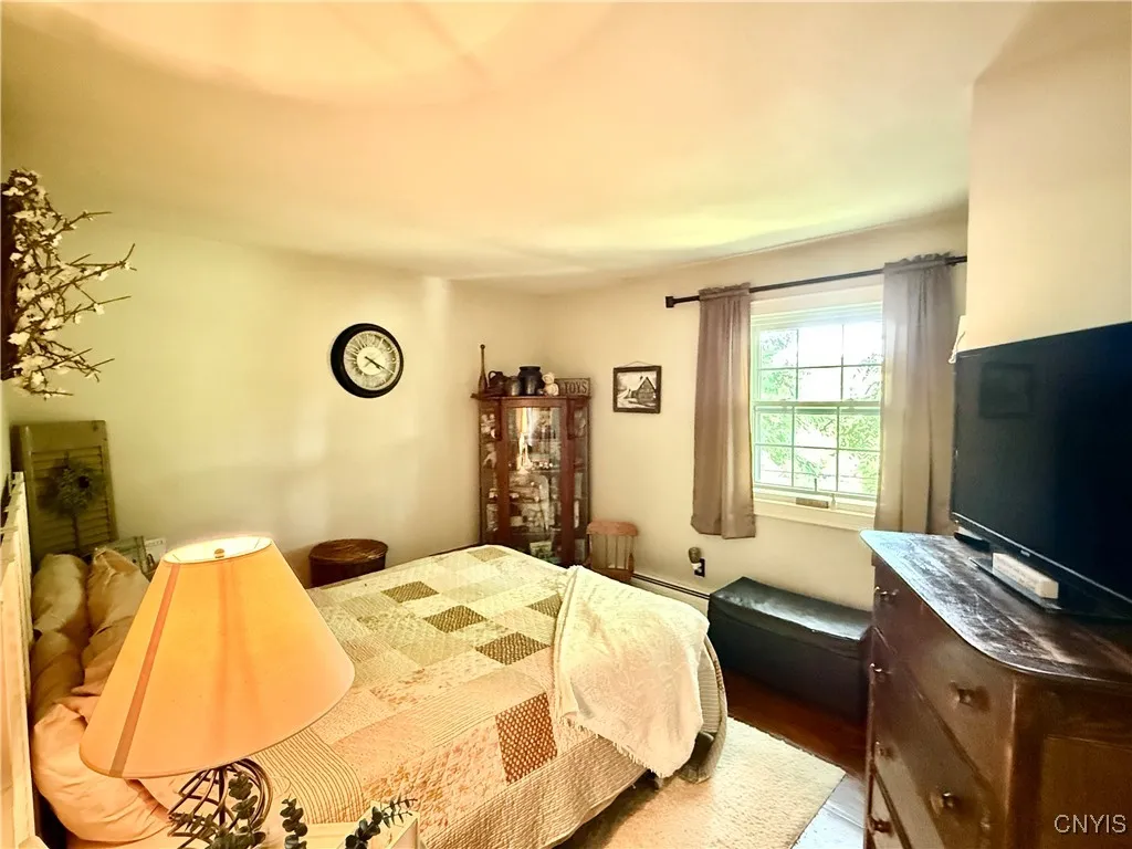 24 Corwin Street, Cazenovia, New York 13035, Cazenovia, New York 13035, 4 Bedrooms Bedrooms, 10 Rooms Rooms,2 BathroomsBathrooms,Residential,For Sale,24 Corwin Street, Cazenovia, New York 13035,S1622221