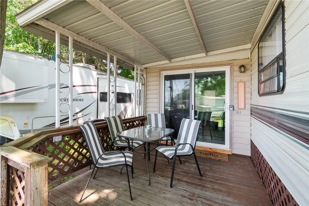 The shaded deck area- a peaceful retreat from everyday life!