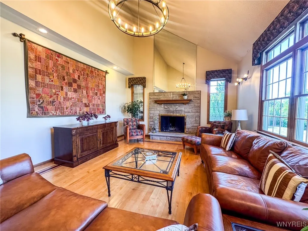 6330 Lakemont Court, Clarence, New York 14051, Clarence, New York 14051, 5 Bedrooms Bedrooms, 11 Rooms Rooms,3 BathroomsBathrooms,Residential,For Sale,6330 Lakemont Court, Clarence, New York 14051,B1623946