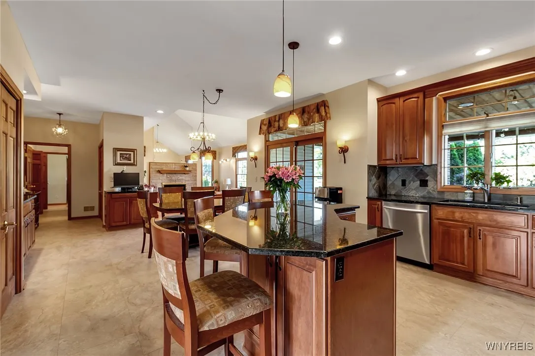 6330 Lakemont Court, Clarence, New York 14051, Clarence, New York 14051, 5 Bedrooms Bedrooms, 11 Rooms Rooms,3 BathroomsBathrooms,Residential,Closed,6330 Lakemont Court, Clarence, New York 14051,0,B1623946
