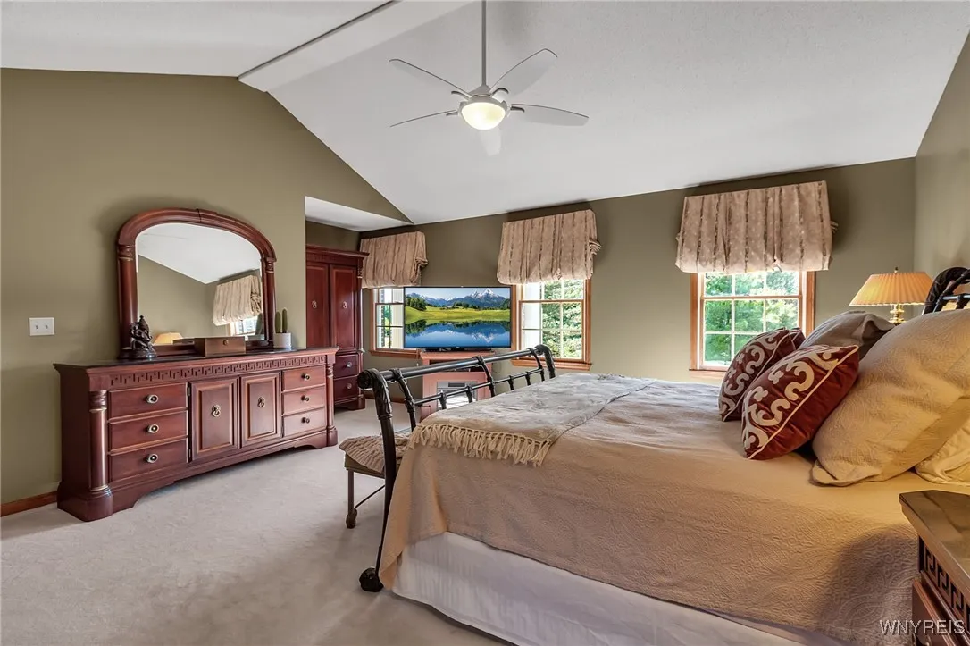 2nd Floor Primary Suite