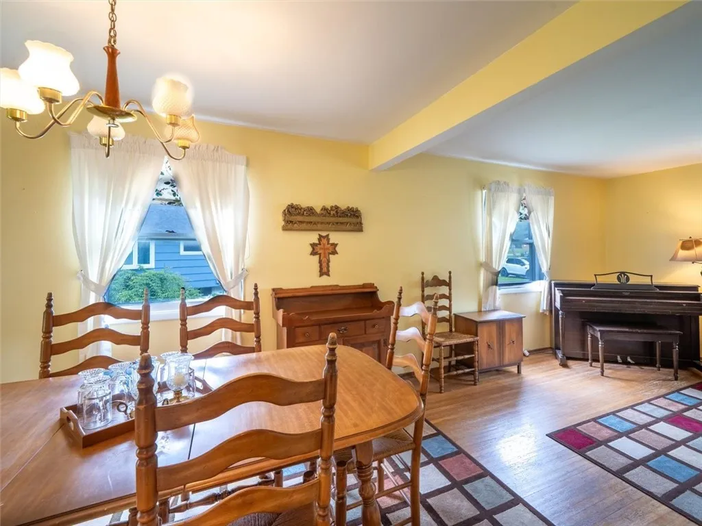 660 Westside Drive, Gates, New York 14624, Gates, New York 14624, 3 Bedrooms Bedrooms, 9 Rooms Rooms,1 BathroomBathrooms,Residential,For Sale,660 Westside Drive, Gates, New York 14624,R1623869