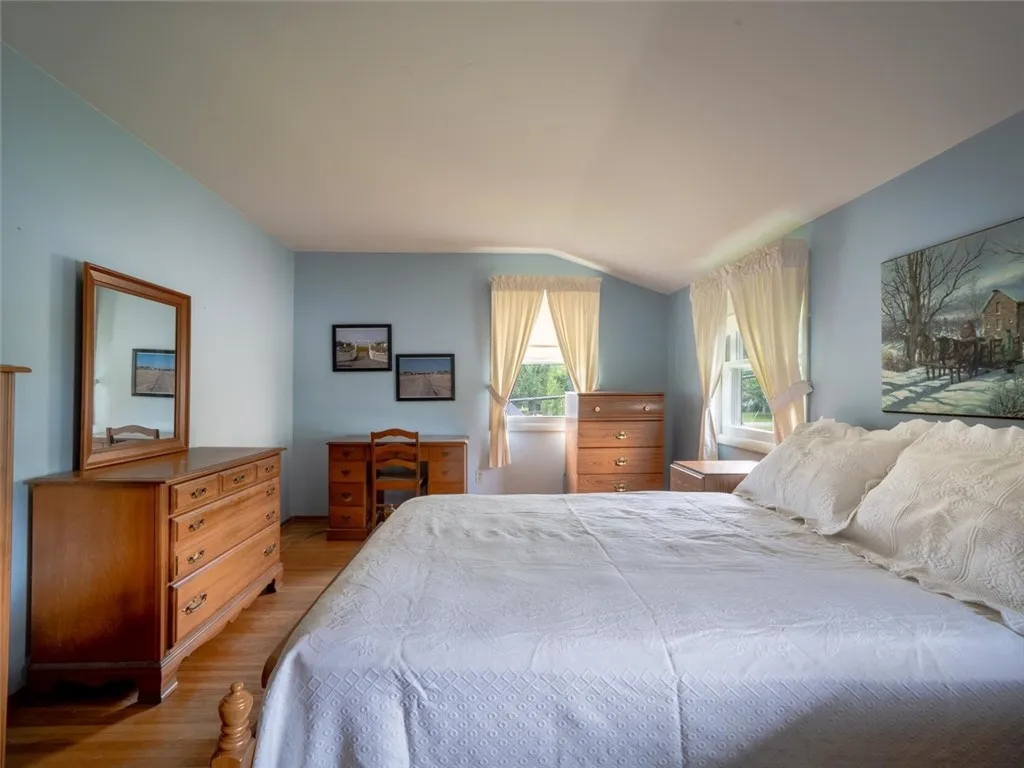 660 Westside Drive, Gates, New York 14624, Gates, New York 14624, 3 Bedrooms Bedrooms, 9 Rooms Rooms,1 BathroomBathrooms,Residential,For Sale,660 Westside Drive, Gates, New York 14624,R1623869