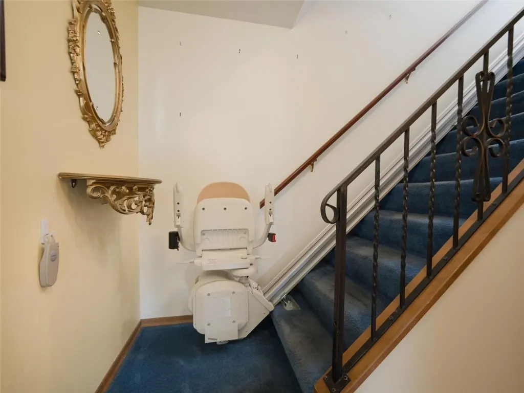 660 Westside Drive, Gates, New York 14624, Gates, New York 14624, 3 Bedrooms Bedrooms, 9 Rooms Rooms,1 BathroomBathrooms,Residential,For Sale,660 Westside Drive, Gates, New York 14624,R1623869