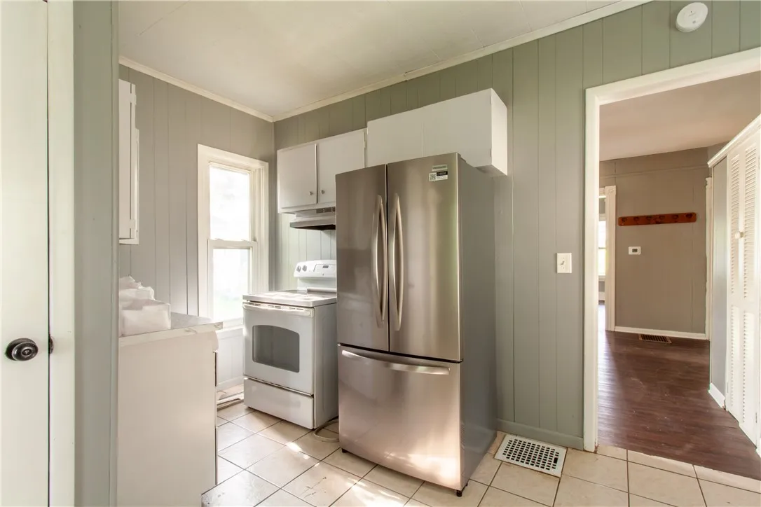 3186 Church Street, Caledonia, New York 14423, Caledonia, New York 14423, 5 Bedrooms Bedrooms, 8 Rooms Rooms,2 BathroomsBathrooms,Residential,For Sale,3186 Church Street, Caledonia, New York 14423,R1622701