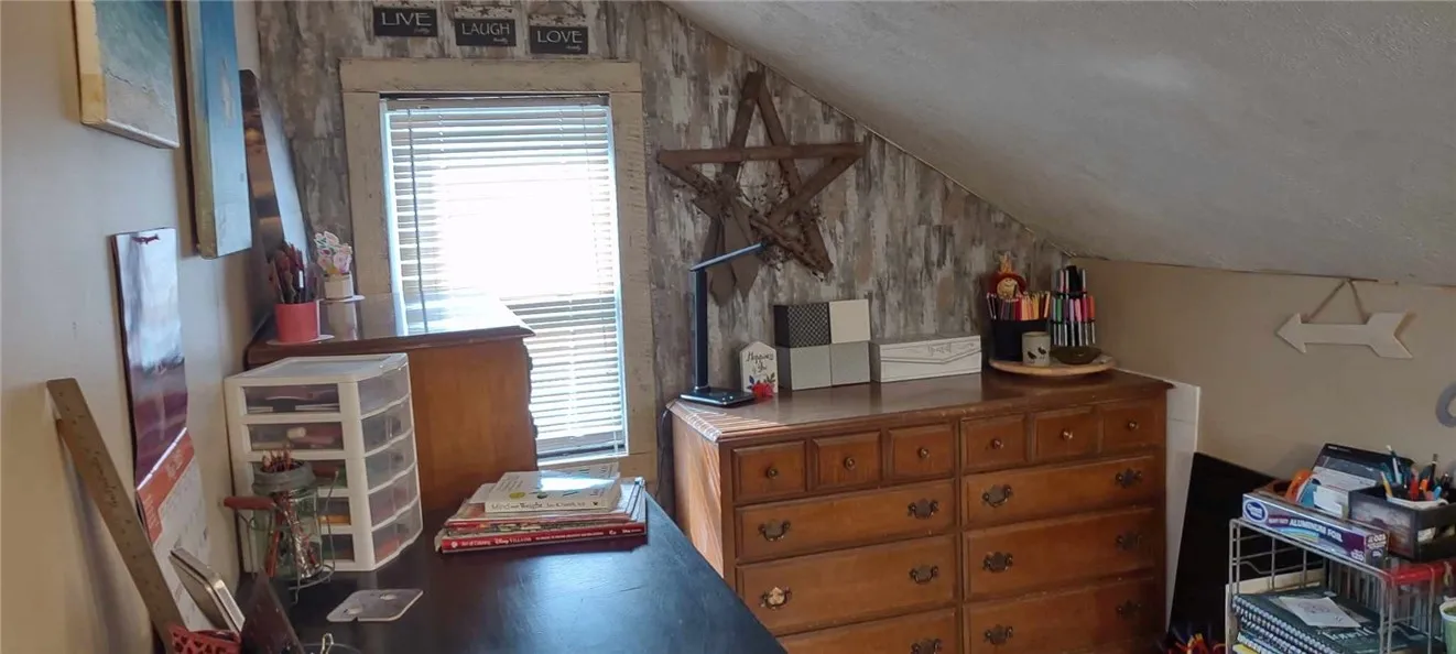 69 West Street, New Berlin, New York 13411, New Berlin, New York 13411, 2 Bedrooms Bedrooms, 6 Rooms Rooms,2 BathroomsBathrooms,Residential,For Sale,69 West Street, New Berlin, New York 13411,R1623949