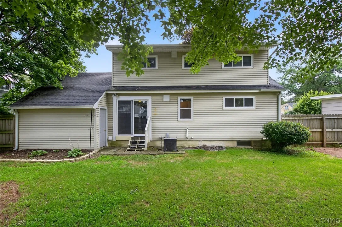 111 Patricia Lane, Cicero, New York 13212, Cicero, New York 13212, 3 Bedrooms Bedrooms, 9 Rooms Rooms,2 BathroomsBathrooms,Residential Lease,For Rent,111 Patricia Lane, Cicero, New York 13212,S1623875