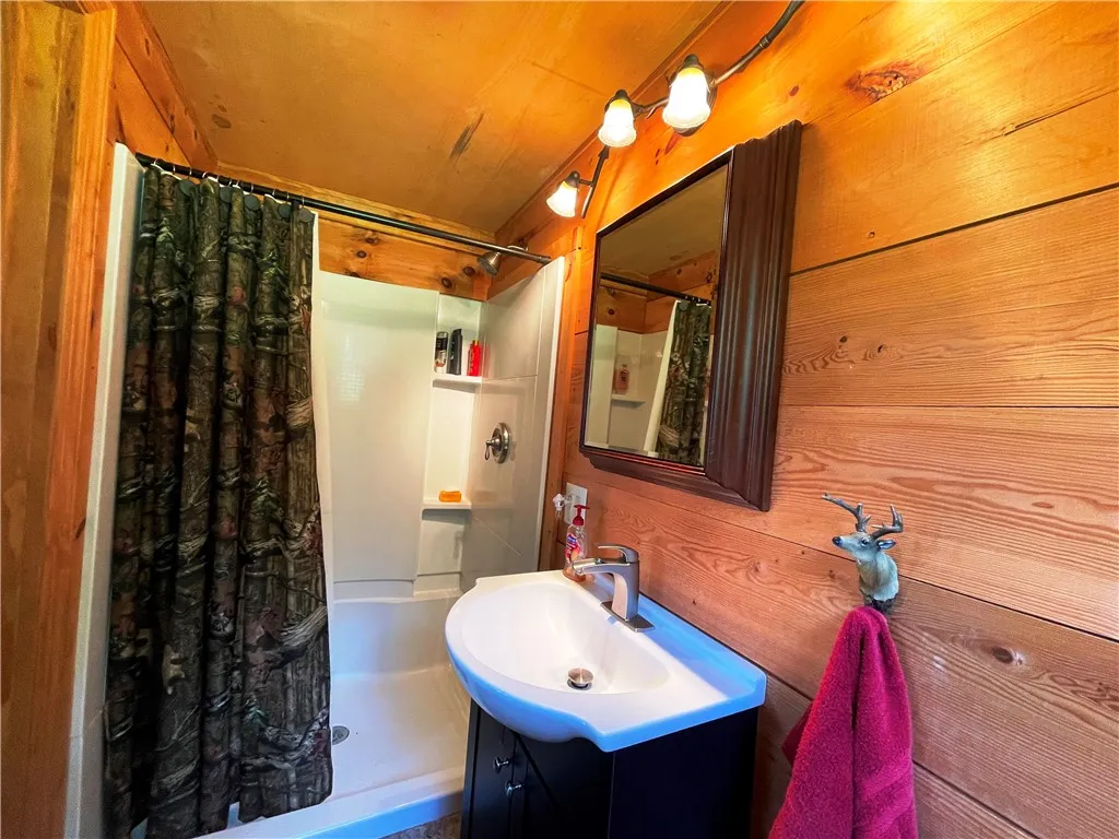 6039 State Highway 23, New Berlin, New York 13843, New Berlin, New York 13843, 3 Bedrooms Bedrooms, 4 Rooms Rooms,1 BathroomBathrooms,Residential,For Sale,6039 State Highway 23, New Berlin, New York 13843,R1623958