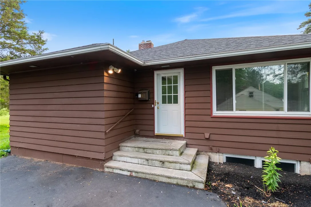 131 Rose Drive, Arcadia, New York 14513, Arcadia, New York 14513, 3 Bedrooms Bedrooms, 6 Rooms Rooms,2 BathroomsBathrooms,Residential,For Sale,131 Rose Drive, Arcadia, New York 14513,R1623751