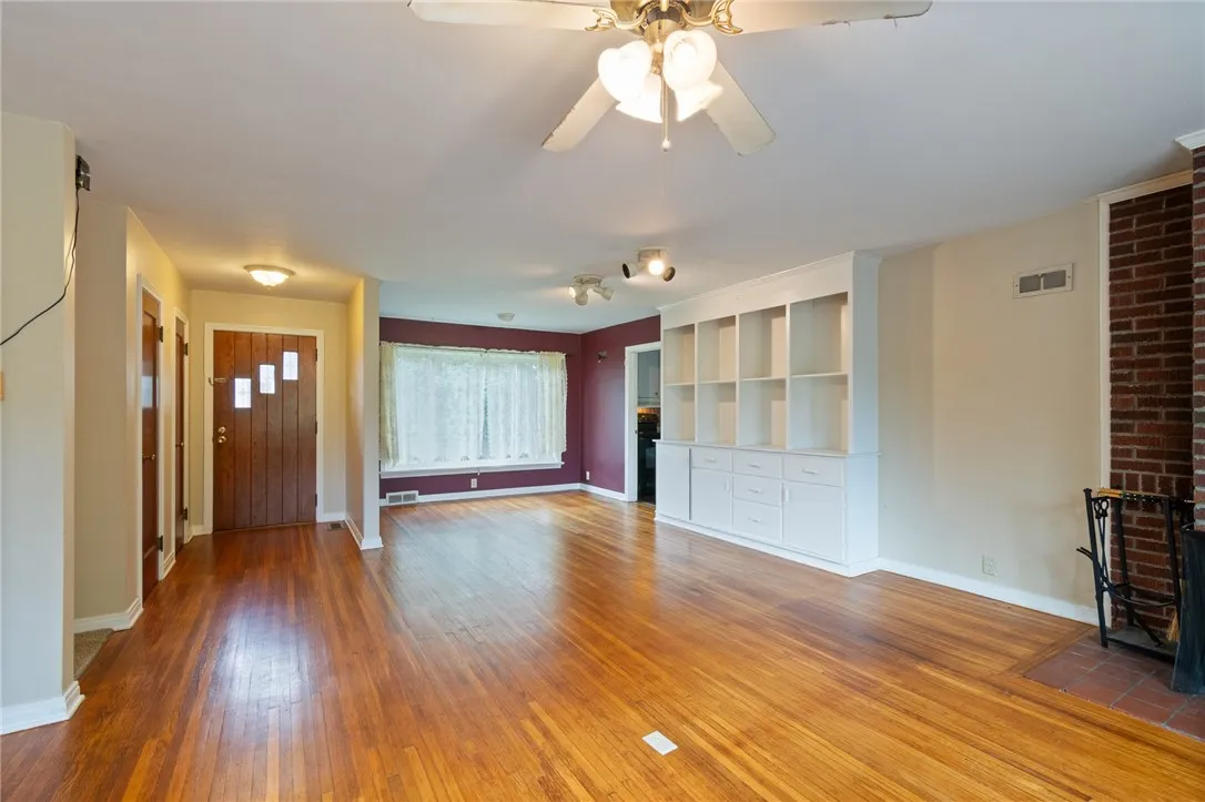 131 Rose Drive, Arcadia, New York 14513, Arcadia, New York 14513, 3 Bedrooms Bedrooms, 6 Rooms Rooms,2 BathroomsBathrooms,Residential,For Sale,131 Rose Drive, Arcadia, New York 14513,R1623751