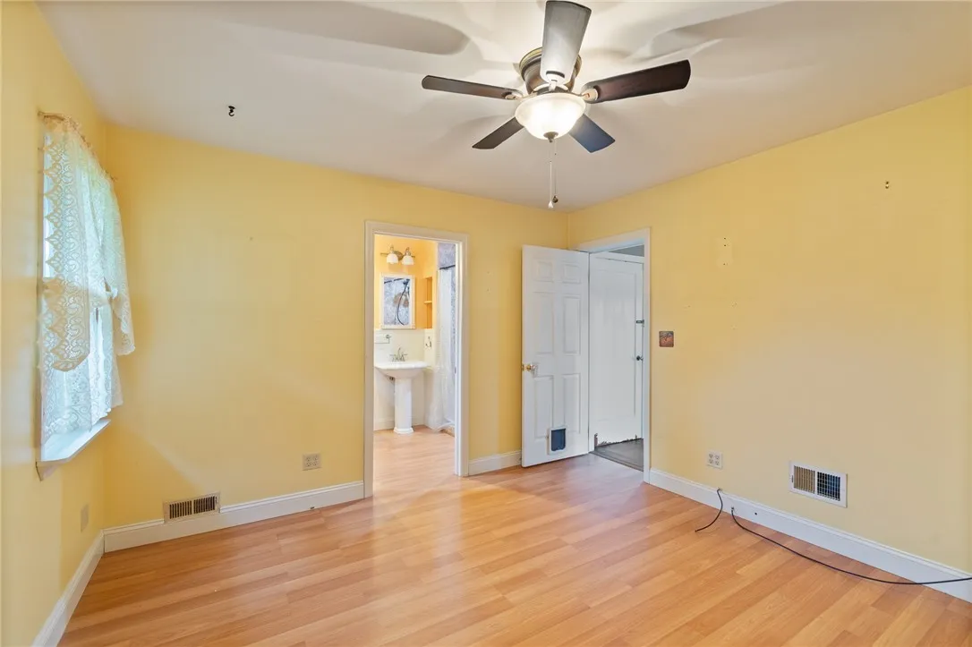 131 Rose Drive, Arcadia, New York 14513, Arcadia, New York 14513, 3 Bedrooms Bedrooms, 6 Rooms Rooms,2 BathroomsBathrooms,Residential,For Sale,131 Rose Drive, Arcadia, New York 14513,R1623751