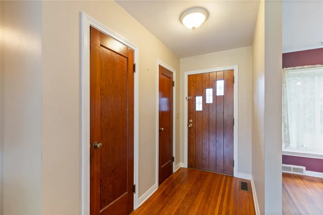131 Rose Drive, Arcadia, New York 14513, Arcadia, New York 14513, 3 Bedrooms Bedrooms, 6 Rooms Rooms,2 BathroomsBathrooms,Residential,For Sale,131 Rose Drive, Arcadia, New York 14513,R1623751