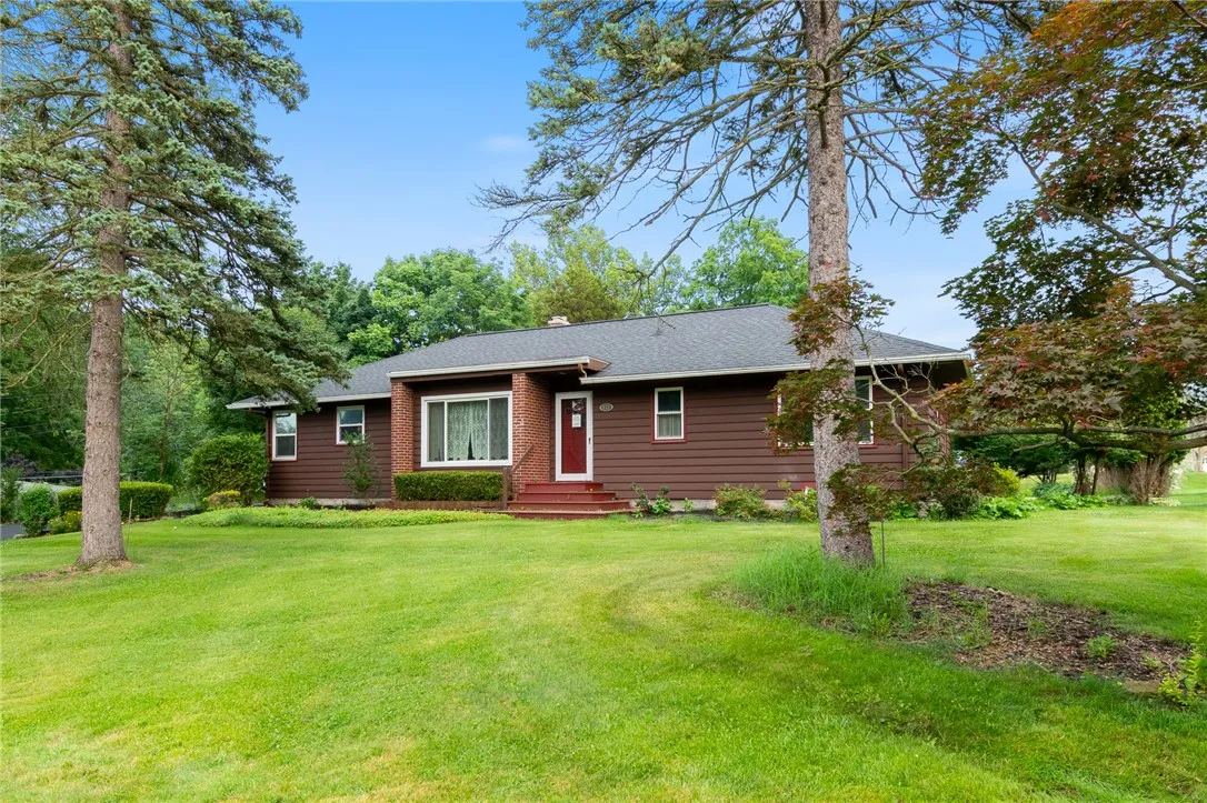 131 Rose Drive, Arcadia, New York 14513, Arcadia, New York 14513, 3 Bedrooms Bedrooms, 6 Rooms Rooms,2 BathroomsBathrooms,Residential,For Sale,131 Rose Drive, Arcadia, New York 14513,R1623751