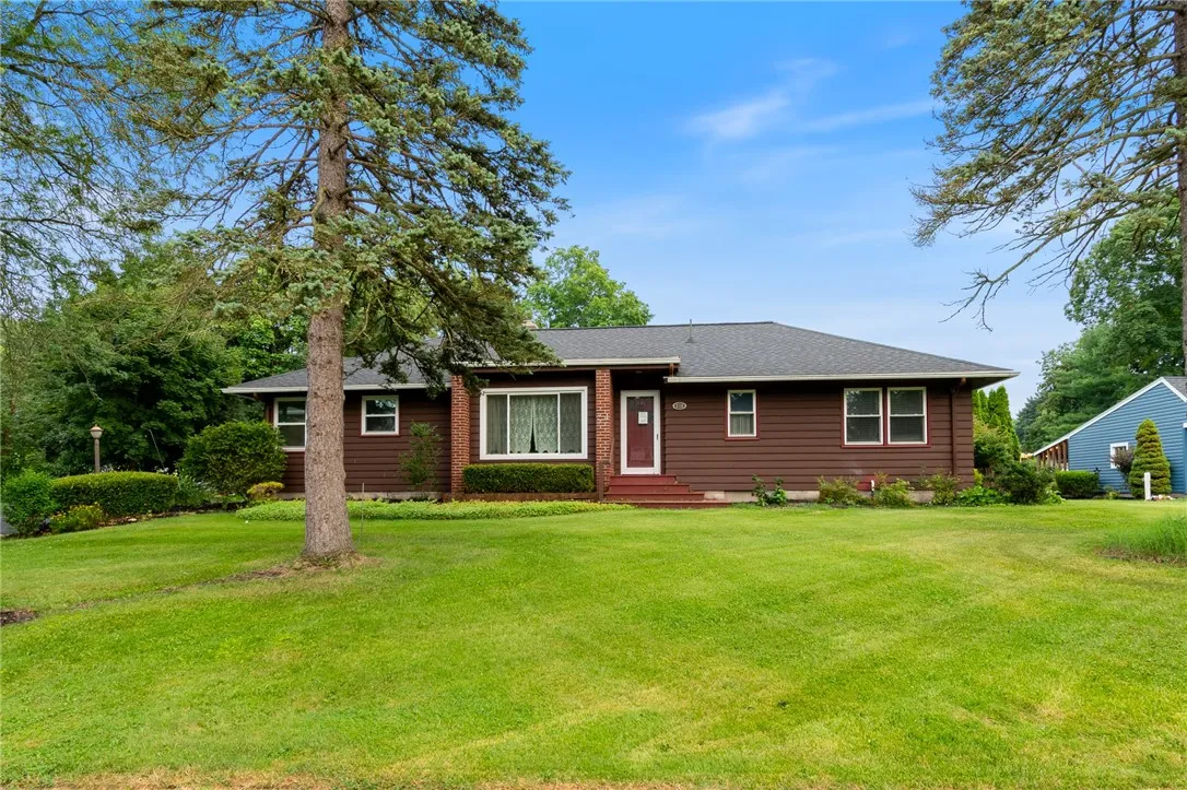 131 Rose Drive, Arcadia, New York 14513, Arcadia, New York 14513, 3 Bedrooms Bedrooms, 6 Rooms Rooms,2 BathroomsBathrooms,Residential,For Sale,131 Rose Drive, Arcadia, New York 14513,R1623751