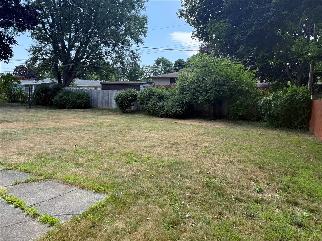 77 Peppermint Drive, Greece, New York 14615, Greece, New York 14615, 3 Bedrooms Bedrooms, 7 Rooms Rooms,1 BathroomBathrooms,Residential,For Sale,77 Peppermint Drive, Greece, New York 14615,R1623777