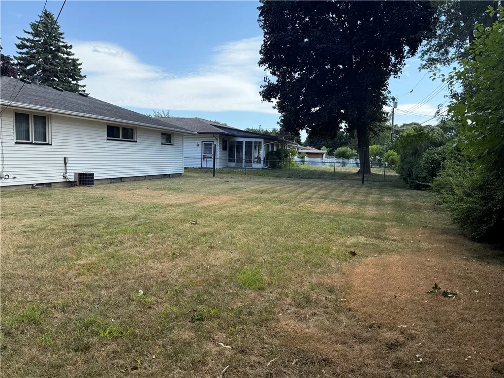 77 Peppermint Drive, Greece, New York 14615, Greece, New York 14615, 3 Bedrooms Bedrooms, 7 Rooms Rooms,1 BathroomBathrooms,Residential,For Sale,77 Peppermint Drive, Greece, New York 14615,R1623777