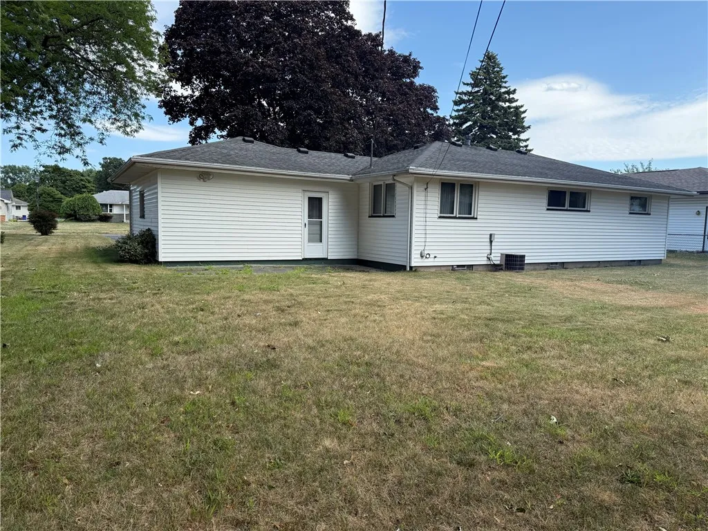 77 Peppermint Drive, Greece, New York 14615, Greece, New York 14615, 3 Bedrooms Bedrooms, 7 Rooms Rooms,1 BathroomBathrooms,Residential,For Sale,77 Peppermint Drive, Greece, New York 14615,R1623777