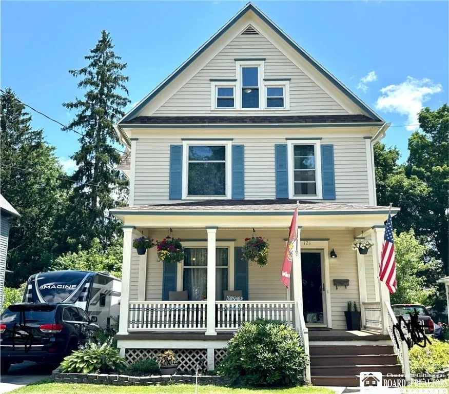 121 South 10th Street, Olean, New York 14760, Olean, New York 14760, 4 Bedrooms Bedrooms, 13 Rooms Rooms,2 BathroomsBathrooms,Residential,For Sale,121 South 10th Street, Olean, New York 14760,R1623972