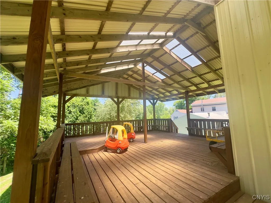 6126 Lowell Road, Westmoreland, New York 13440, Westmoreland, New York 13440, 5 Bedrooms Bedrooms, 9 Rooms Rooms,3 BathroomsBathrooms,Residential,For Sale,6126 Lowell Road, Westmoreland, New York 13440,S1621328