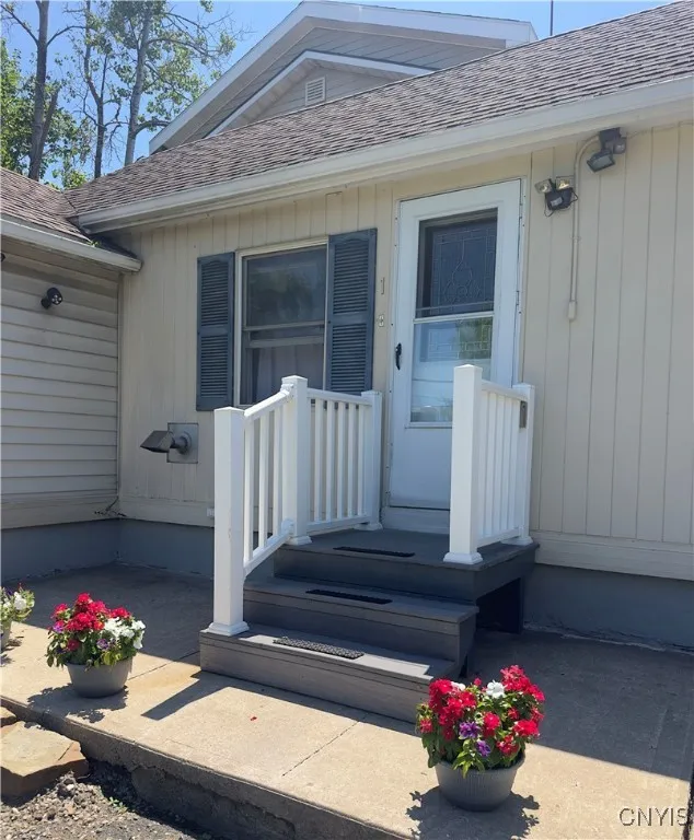 6126 Lowell Road, Westmoreland, New York 13440, Westmoreland, New York 13440, 5 Bedrooms Bedrooms, 9 Rooms Rooms,3 BathroomsBathrooms,Residential,For Sale,6126 Lowell Road, Westmoreland, New York 13440,S1621328