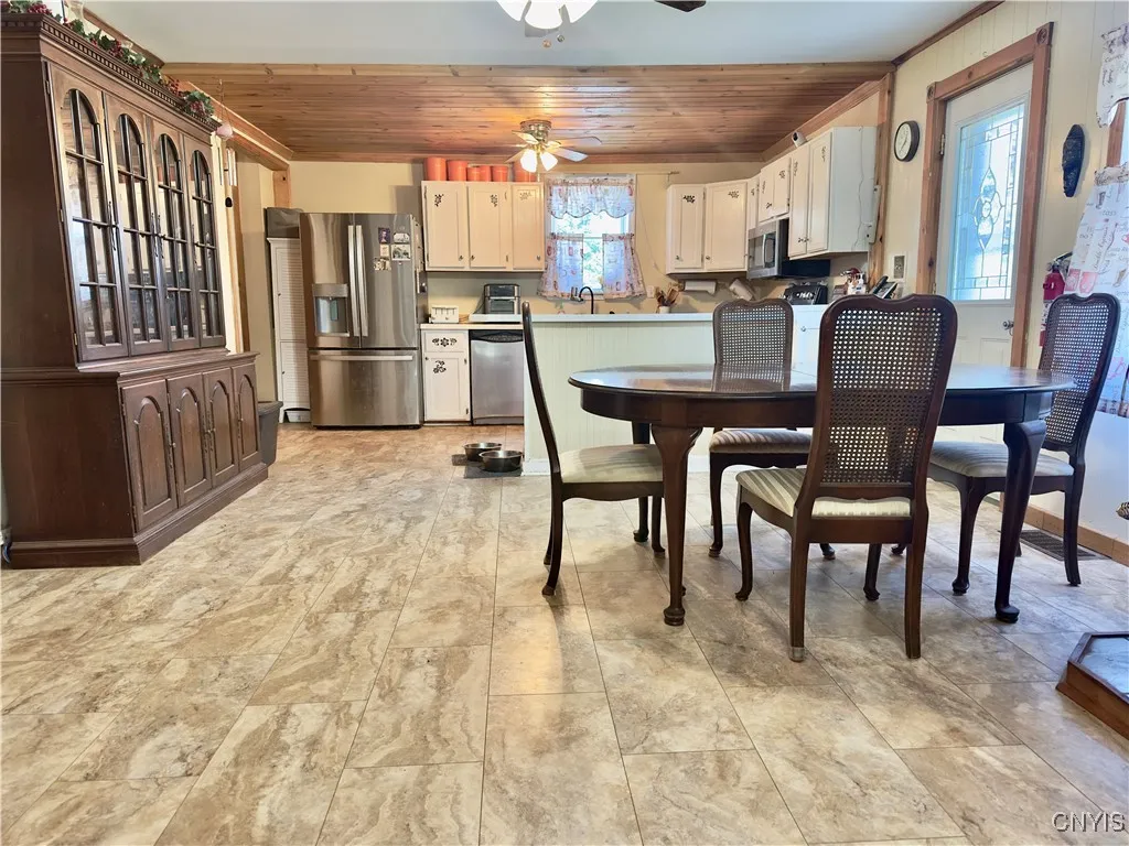 6126 Lowell Road, Westmoreland, New York 13440, Westmoreland, New York 13440, 5 Bedrooms Bedrooms, 9 Rooms Rooms,3 BathroomsBathrooms,Residential,For Sale,6126 Lowell Road, Westmoreland, New York 13440,S1621328
