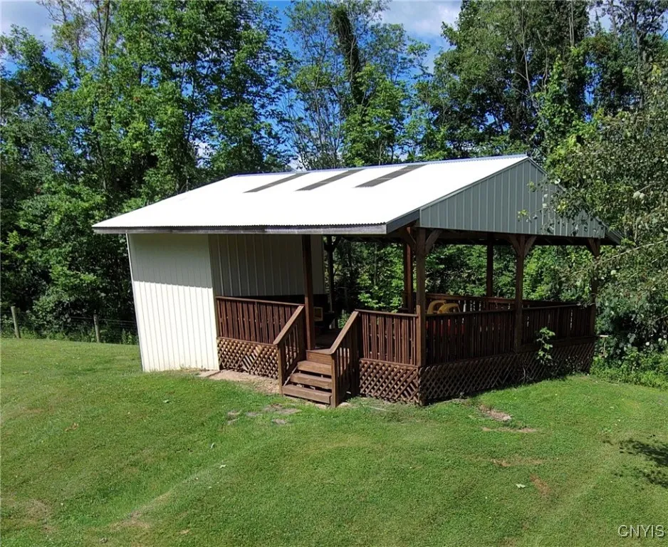 6126 Lowell Road, Westmoreland, New York 13440, Westmoreland, New York 13440, 5 Bedrooms Bedrooms, ,3 BathroomsBathrooms,Residential,For Sale,6126 Lowell Road, Westmoreland, New York 13440,S1623968