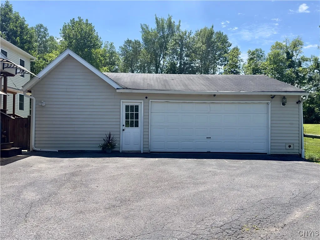 6126 Lowell Road, Westmoreland, New York 13440, Westmoreland, New York 13440, 5 Bedrooms Bedrooms, ,3 BathroomsBathrooms,Residential,For Sale,6126 Lowell Road, Westmoreland, New York 13440,S1623968