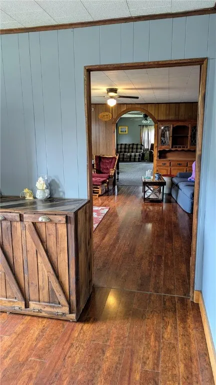 View showing sight plan from kitchen, thru dining area ending in living room