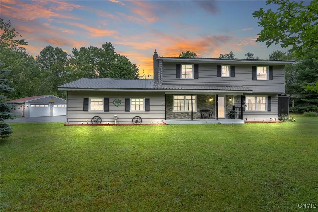 2 Monroe Boulevard, West Monroe, New York 13167, West Monroe, New York 13167, 3 Bedrooms Bedrooms, 9 Rooms Rooms,1 BathroomBathrooms,Residential,Closed,2 Monroe Boulevard, West Monroe, New York 13167,0,S1623921