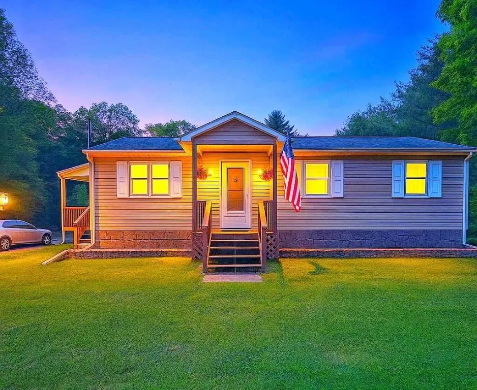 1305 Wyncoop Creek Road, Chemung, New York 14825, Chemung, New York 14825, 3 Bedrooms Bedrooms, 11 Rooms Rooms,1 BathroomBathrooms,Residential,Closed,1305 Wyncoop Creek Road, Chemung, New York 14825,0,R1623991