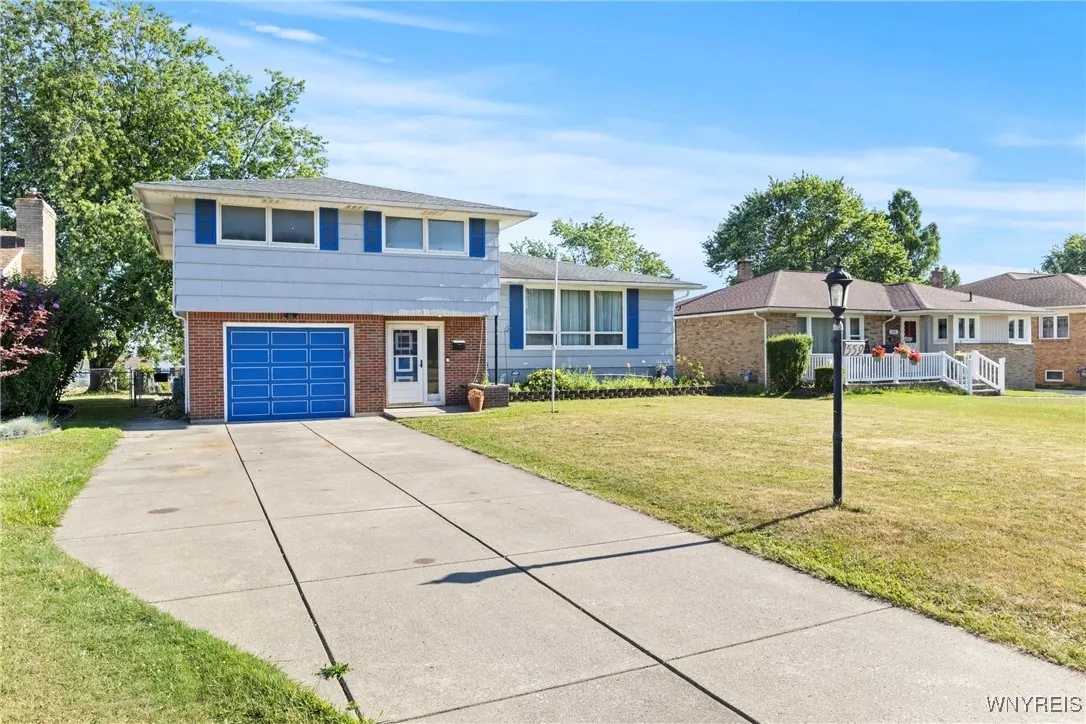 559 Mapleview Road, Cheektowaga, New York 14225, Cheektowaga, New York 14225, 3 Bedrooms Bedrooms, 7 Rooms Rooms,1 BathroomBathrooms,Residential,For Sale,559 Mapleview Road, Cheektowaga, New York 14225,B1623963