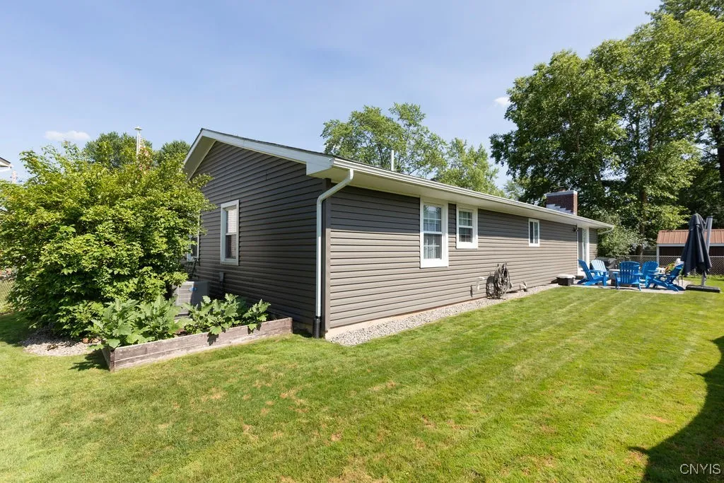 7597 Manor Lane, Clay, New York 13088, Clay, New York 13088, 3 Bedrooms Bedrooms, 7 Rooms Rooms,3 BathroomsBathrooms,Residential,For Sale,7597 Manor Lane, Clay, New York 13088,S1623948
