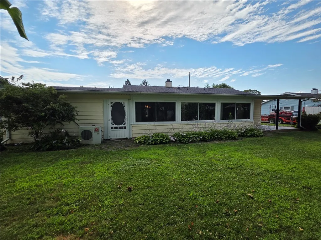 2805 Westinghouse Road, Horseheads, New York 14845, Horseheads, New York 14845, 3 Bedrooms Bedrooms, 8 Rooms Rooms,1 BathroomBathrooms,Residential,For Sale,2805 Westinghouse Road, Horseheads, New York 14845,R1623987