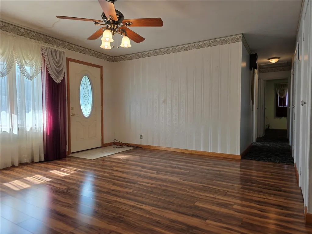 2805 Westinghouse Road, Horseheads, New York 14845, Horseheads, New York 14845, 3 Bedrooms Bedrooms, 8 Rooms Rooms,1 BathroomBathrooms,Residential,For Sale,2805 Westinghouse Road, Horseheads, New York 14845,R1623987