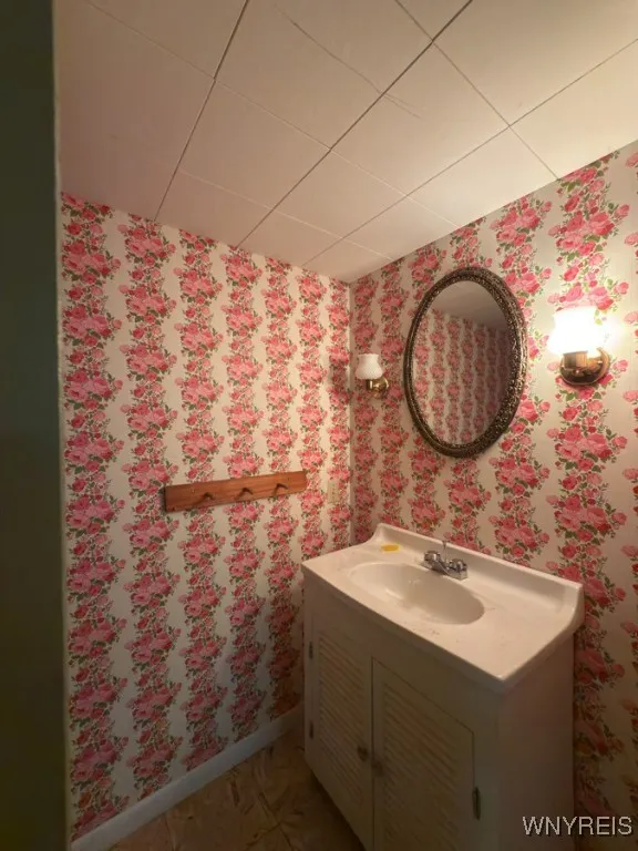 BASEMENT HALF BATH