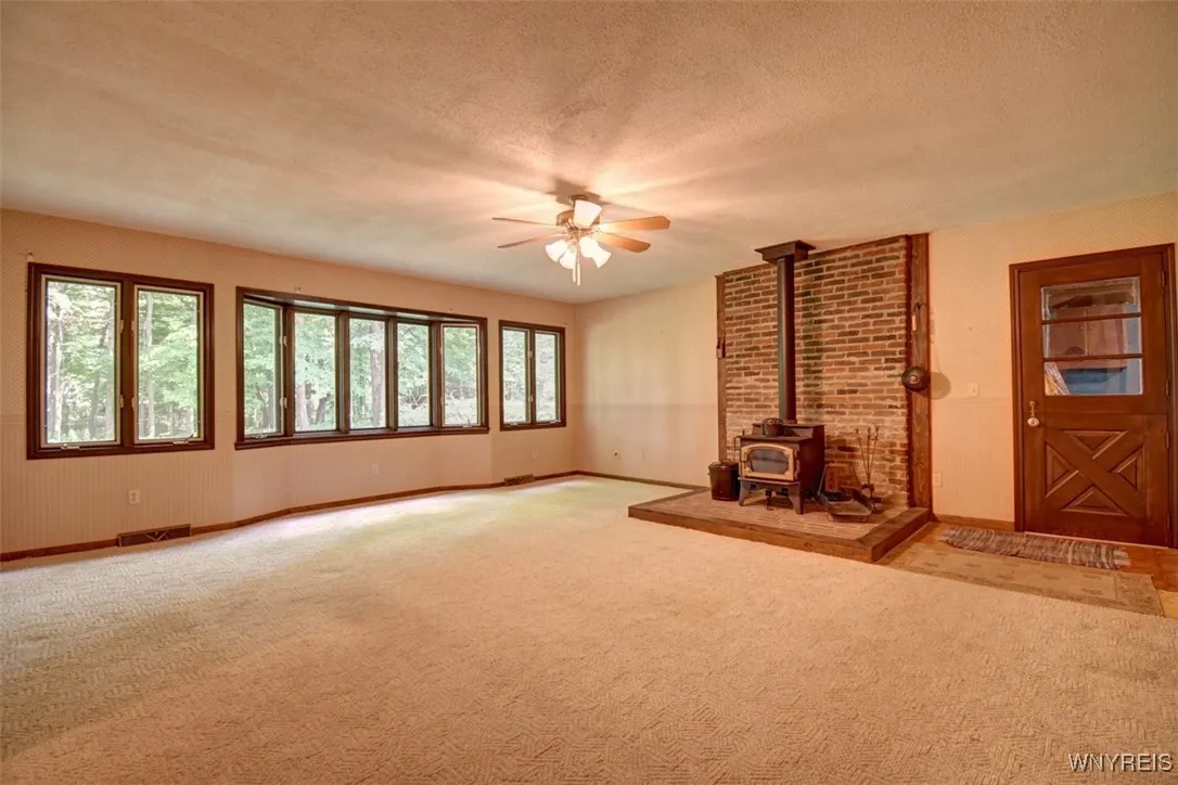 215 Hilltop Drive, Elma, New York 14059, Elma, New York 14059, 4 Bedrooms Bedrooms, 11 Rooms Rooms,2 BathroomsBathrooms,Residential,For Sale,215 Hilltop Drive, Elma, New York 14059,B1623929