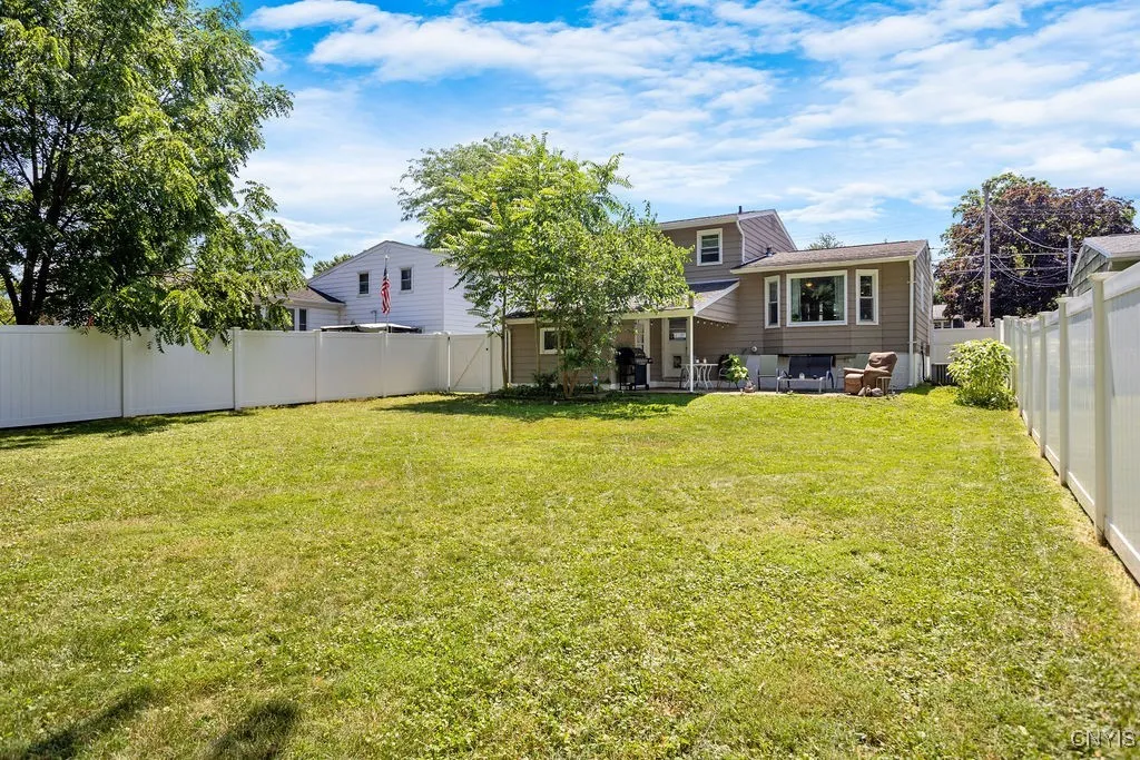 150 Glendale Avenue, Salina, New York 13088, Salina, New York 13088, 3 Bedrooms Bedrooms, 6 Rooms Rooms,2 BathroomsBathrooms,Residential,For Sale,150 Glendale Avenue, Salina, New York 13088,S1623993