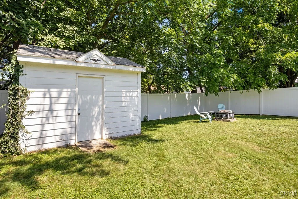 150 Glendale Avenue, Salina, New York 13088, Salina, New York 13088, 3 Bedrooms Bedrooms, 6 Rooms Rooms,2 BathroomsBathrooms,Residential,For Sale,150 Glendale Avenue, Salina, New York 13088,S1623993
