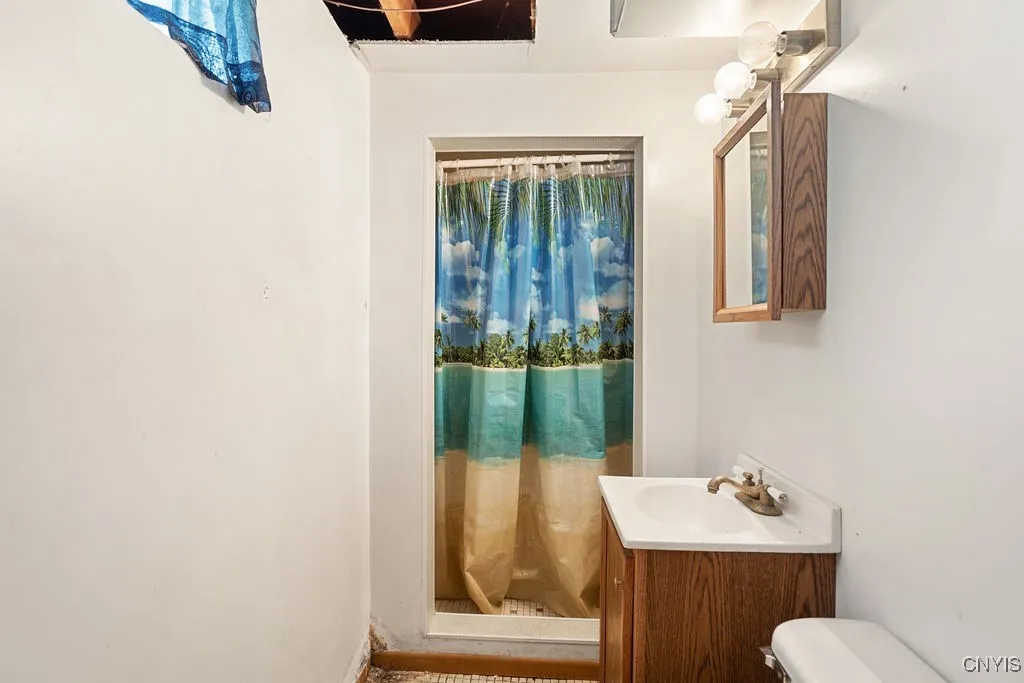 150 Glendale Avenue, Salina, New York 13088, Salina, New York 13088, 3 Bedrooms Bedrooms, 6 Rooms Rooms,2 BathroomsBathrooms,Residential,For Sale,150 Glendale Avenue, Salina, New York 13088,S1623993