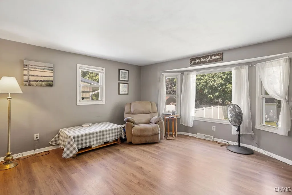 150 Glendale Avenue, Salina, New York 13088, Salina, New York 13088, 3 Bedrooms Bedrooms, 6 Rooms Rooms,2 BathroomsBathrooms,Residential,For Sale,150 Glendale Avenue, Salina, New York 13088,S1623993