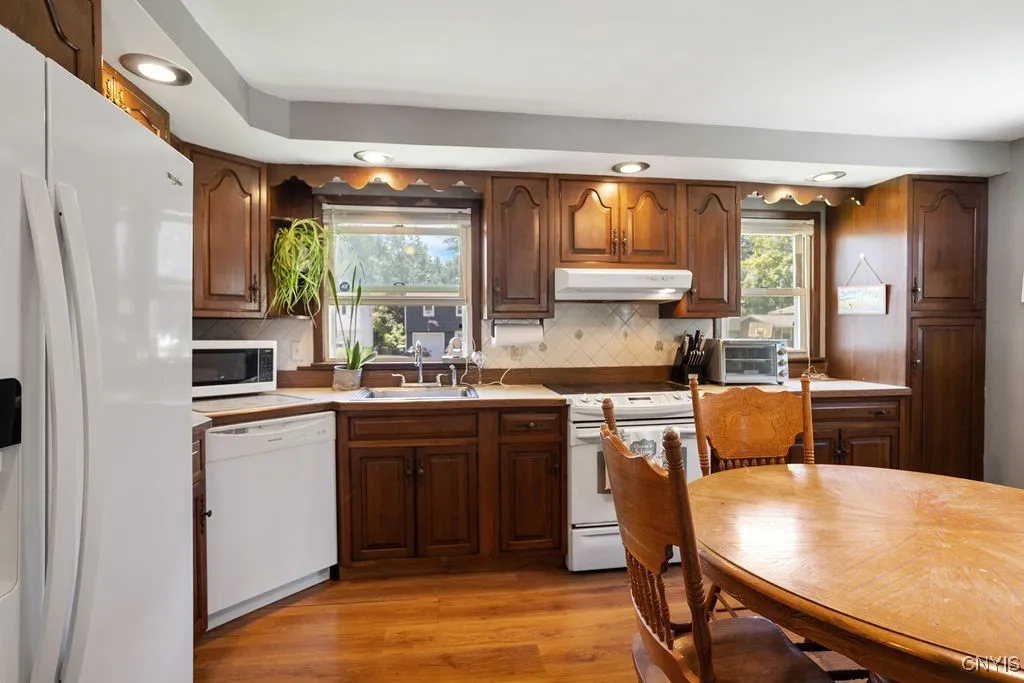150 Glendale Avenue, Salina, New York 13088, Salina, New York 13088, 3 Bedrooms Bedrooms, 6 Rooms Rooms,2 BathroomsBathrooms,Residential,For Sale,150 Glendale Avenue, Salina, New York 13088,S1623993